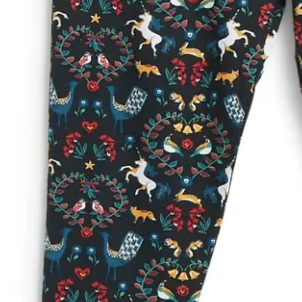 NWT Vera Bradley "Enchanting Dream" jogger pajamas pants - Picture 2 of 3